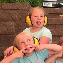 Fiona & Annabelle Lessard